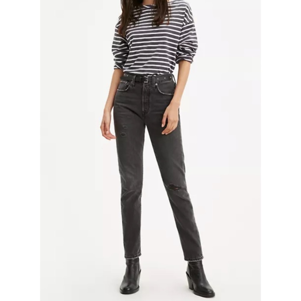 BRAND NEW LEVIS JEANS